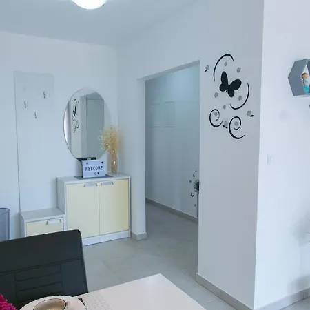 Navi Kastela Exterior photo