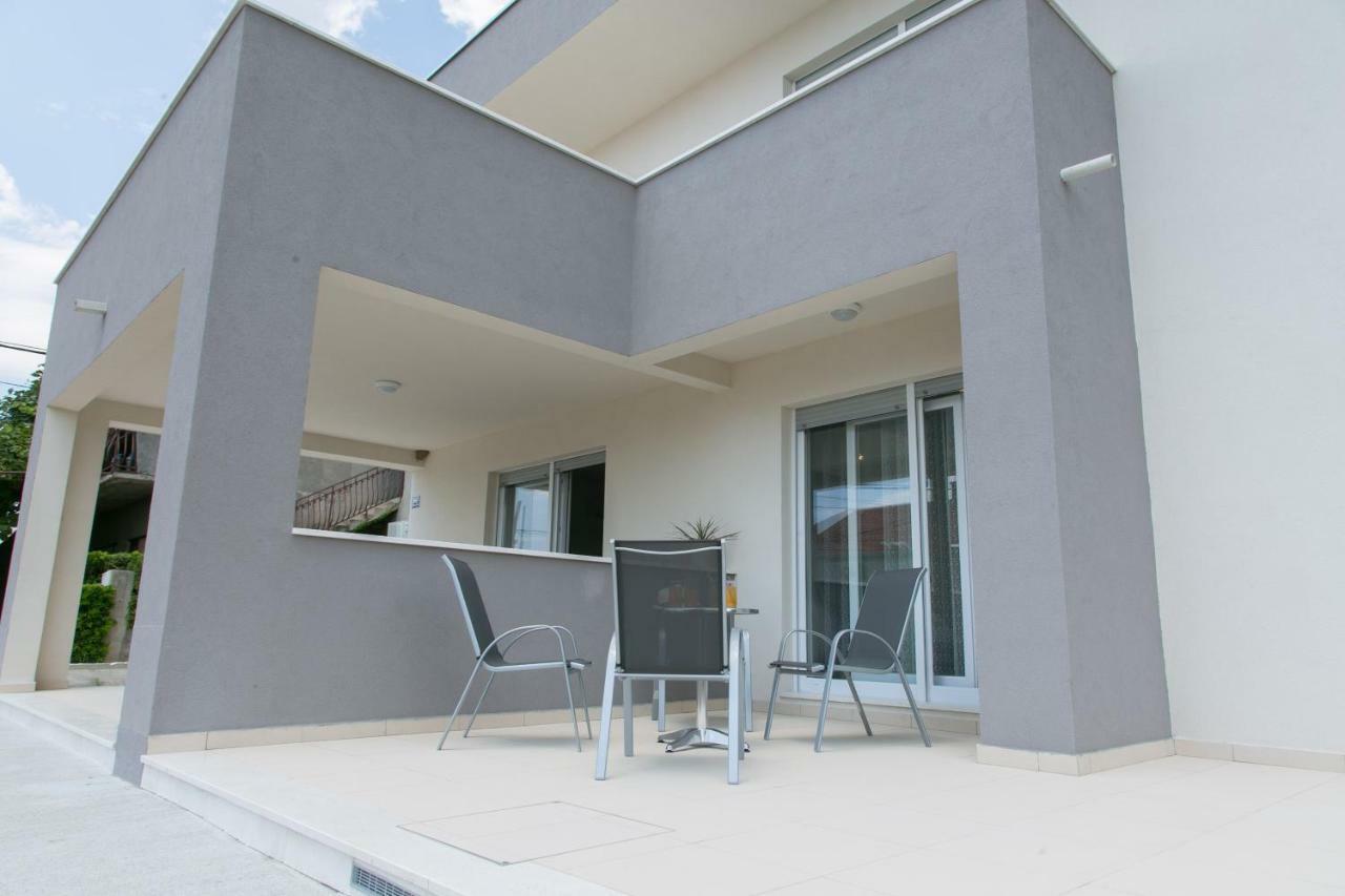 Navi Apartment