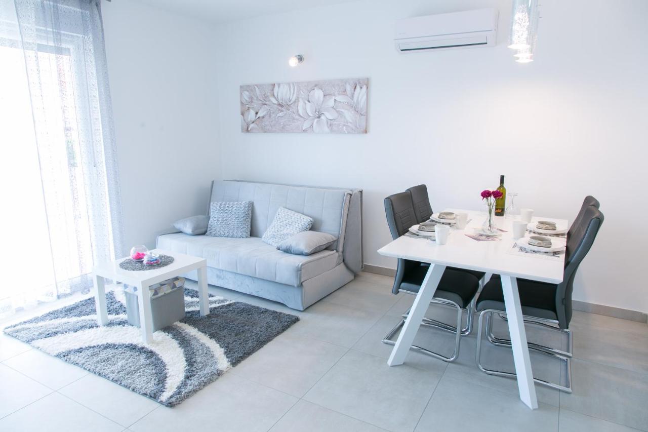 Apartment Navi Kastela